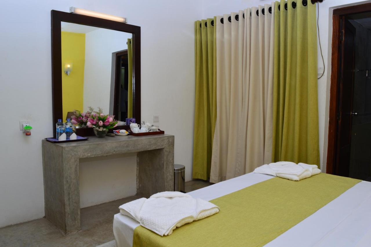 Villa Tulip Garden Anuradhapura Ngoại thất bức ảnh