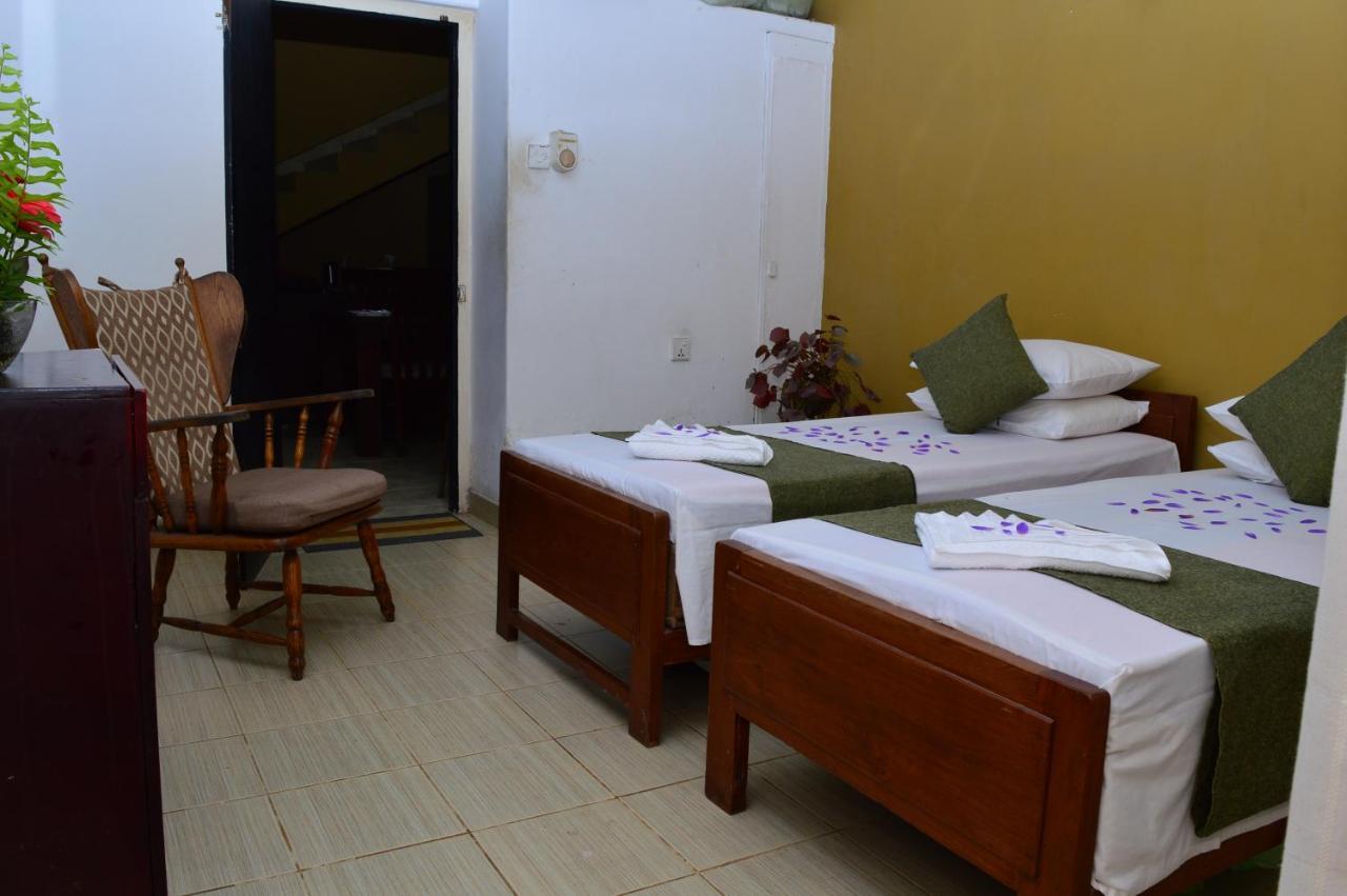 Villa Tulip Garden Anuradhapura Ngoại thất bức ảnh